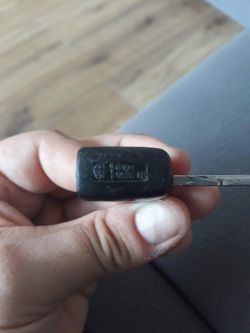 VW Sharan 1997 - Czy możliwe jest programowanie pilota bez centralki?