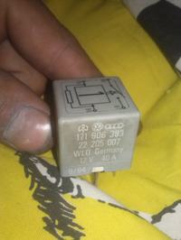 Seat Toledo 1.8 94r - gaśnie po przekroczeniu 60 km/h, pstryka przekaźnik