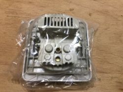 Gniazdo elektryczne z wbudowaną, dwuportową ładowarką USB - mini test + teardown Gniazdo elektryczne z wbudowaną, dwuportową ładowarką USB - mini test + teardown
