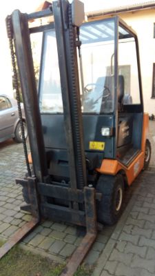 Still R70-20 rok 1995 odpala podnosi lecz brak jazdy