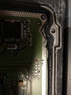 Schemat padów sterownika 0 281 014 208 Trafic II - poszukiwany