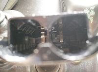 Xbox 360: Pad nie działa, zielono-biały nalot na baterii i stykach - jak wyczyścić?