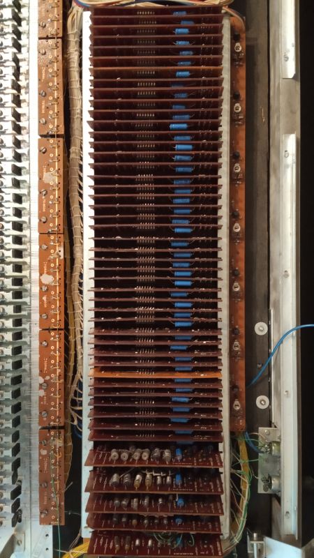 Organy Unitra Eltra B11 - Dźwięk C oktawę wyżej.