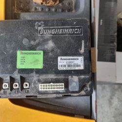 EJE M13 Jungheinrich: Sterownik mruga 2 razy po wymianie, potencjometr jazdy