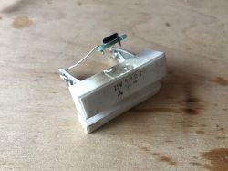 Gniazdo elektryczne z wbudowaną, dwuportową ładowarką USB - mini test + teardown Gniazdo elektryczne z wbudowaną, dwuportową ładowarką USB - mini test + teardown