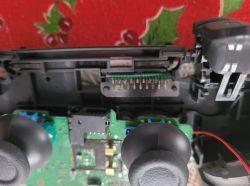 PlayStation 4 - Pad ładuje, nie reaguje. Winna taśma? Gdzie znaleźć pasującą?