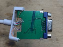 Wnętrze trzech różnych przejściówek Mini Display Port na VGA Wnętrze trzech różnych przejściówek Mini Display Port na VGA
