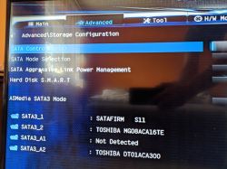 BIOS wykrywa dyski, ale nie ma ich w opcjach boot