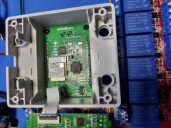 Interior of the KWS-302WF Power Meter Interior of the KWS-302WF power meter featuring visible integrated circuits and a CBU WiFi module.