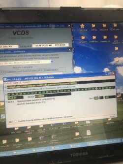 VW Caddy IV - Jak aktywować postojowe i LEDy po montażu bi-xenon?