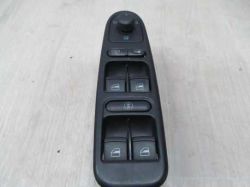 Seat Leon 1M- Do podłączenia: el.lusterka, podgrzewane fotele, przednie halogeny