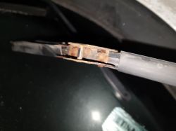 Jakie wycieraczki pasują do Alfy? Złącza niekompatybilne? Pomocy!