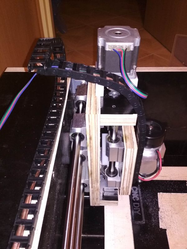 Frezarka CNC - drewniak GRBL, Arduino, Rasp Pi Zero Frezarka CNC - drewniak GRBL, Arduino, Rasp Pi Zero