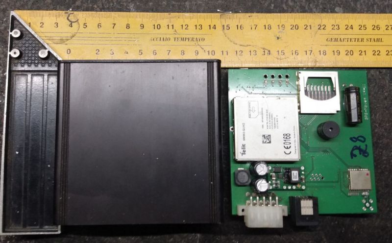 Generator OSD VGA i synchronizacji, od pomysłu do urządzenia