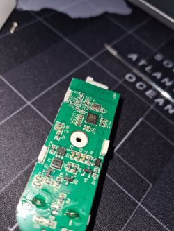 Close-up of a PCB with a BK7231N chip.