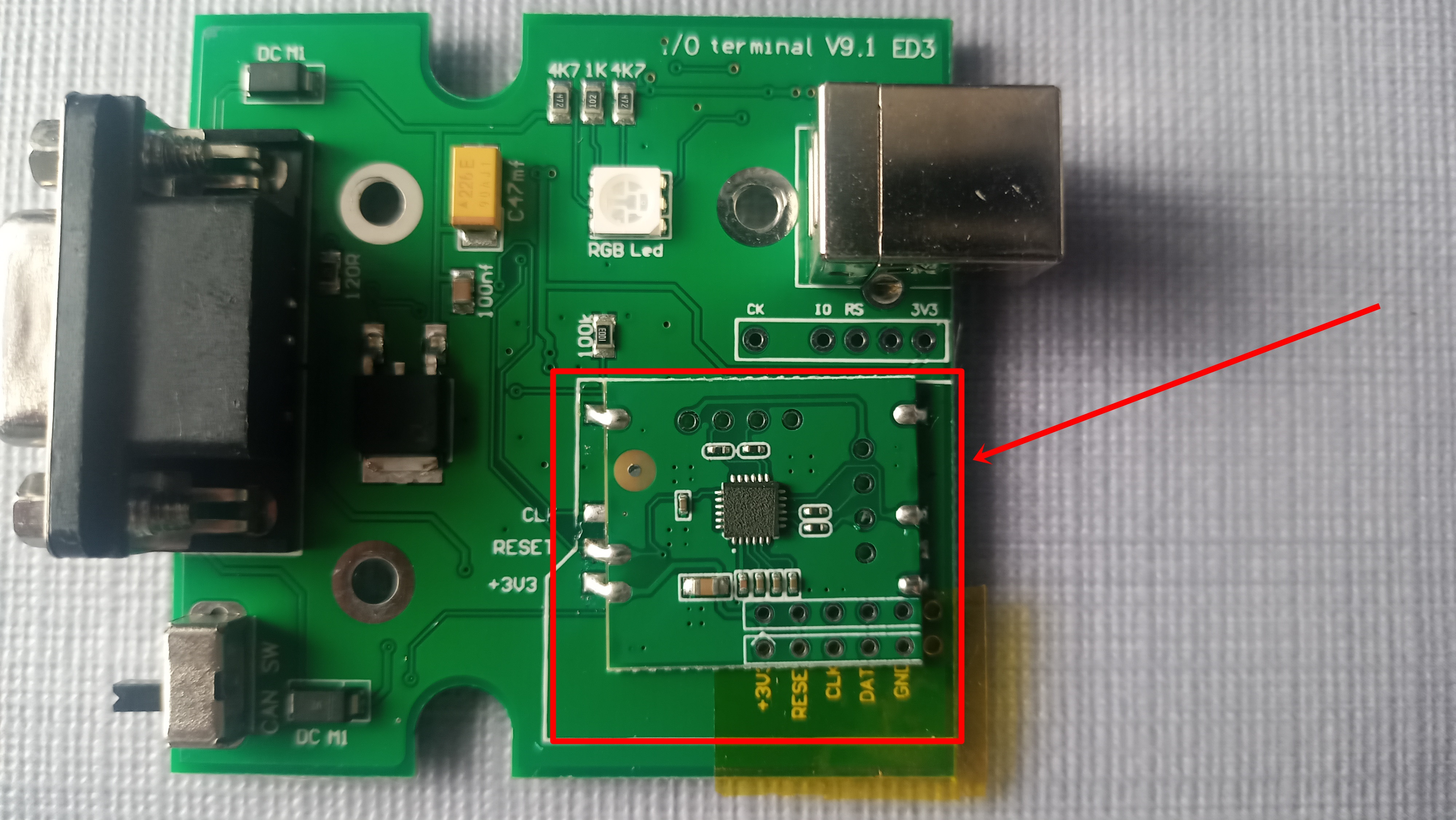 IO PROG ( terminal ) wlutowanie gniazda na karty SIM