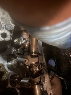 Opel Vivaro 2,5cdti - Dudnienie silnika, możliwe uderzenia kompresji w dolot