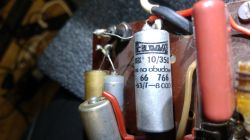 Naprawa pastucha Widonia - identyfikacja nieznanego elementu z oderwanym drucikiem