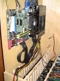 Komputer DIY o pojemnośći 70TB