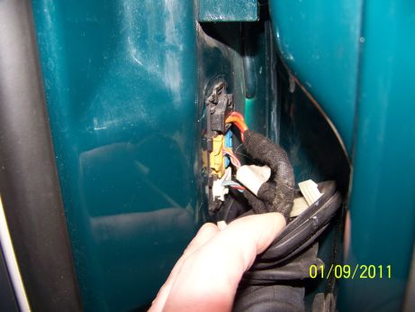 Brak prądu na silniczek podnoszenia szyb Fabia1,9tdi confort 2000rok