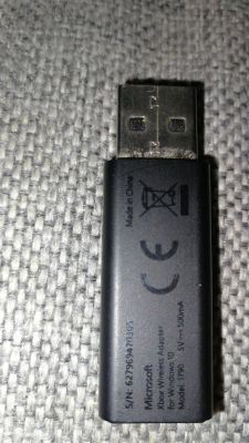 Xbox - Jak rozebrać uszkodzony mechanicznie adapter USB od pada?