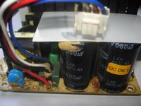 Topower model: TOP 526 P6 420W włącza się z dużym opóznieniem.