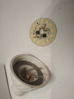 Mój sposób na naprawę lampy LED Mój sposób na naprawę lampy LED