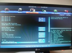 Brak dysku SSD w BIOS-ie płyty Gigabyte GA-B75M-D3V i komunikat Dual BIOS