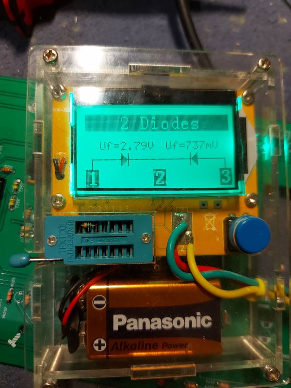 Poszukiwany zamiennik diody MA4030MTA do wzmacniacza Technics SU-VX800 - schemat D354