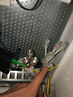 Internet w mieszkaniu UPC - brak internetu w gniazdach ethernet w pokojach, internet jest tylko w 1