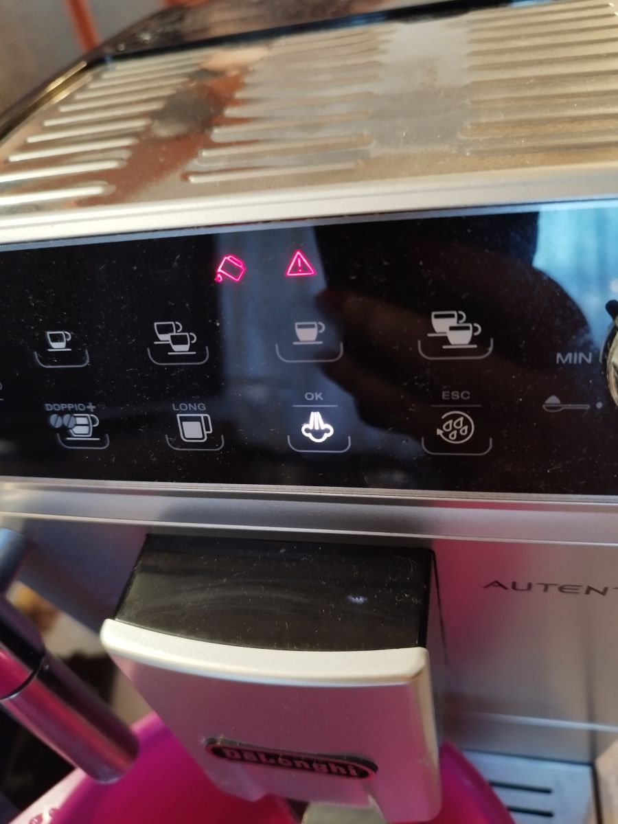 DeLonghi ETAM 29 510 DB Mrugaj ce Kontrolki Po Wybraniu Kawy delonghi-etam-29-510-db-mrugaj-ce-kontrolki-po-wybraniu-kawy