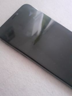 iPhone X - Blada czerń na wyświetlaczu, dziwne wibracje, nieudany reset i funkcje obudzenia