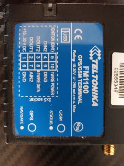 GPS i zestaw głośno mówiący - Lokalizator GPS i zestaw głośno mówiący