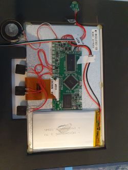 Ramka promocyjna lcd - nowy pl - Jak i na ktory element wgrac nowy film w tej konstrukcji?