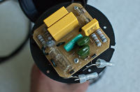 Jak wzmocnić skuteczność lampy na muchy i komary za 40 zł?