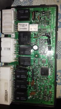 Volvo S40: CEM Module Fault - Short Circuit, Right Lamp & Airbag Issues, Identify Connections Volvo S40: CEM Module Fault - Short Circuit, Right Lamp & Airbag Issues, Identify Connections