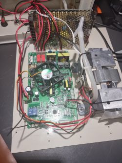 Potrzebny schemat do telewizora Samsung UE49MU6472U - poszukiwania i pomoc
