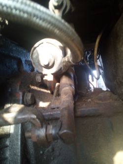 MTZ Belarus 82 - szukam schematu elektrycznego siłownika WOM