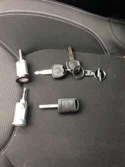 Opel Corsa C - Nie mogę przekręcić kluczyka