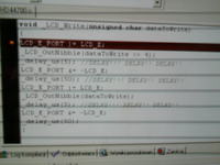 Atmega128 i LCD hd44780 2x16 Programuje się a nie wyświetla.