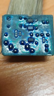 Co to za element oznaczony symbolem graficznym na PCB "-N-"