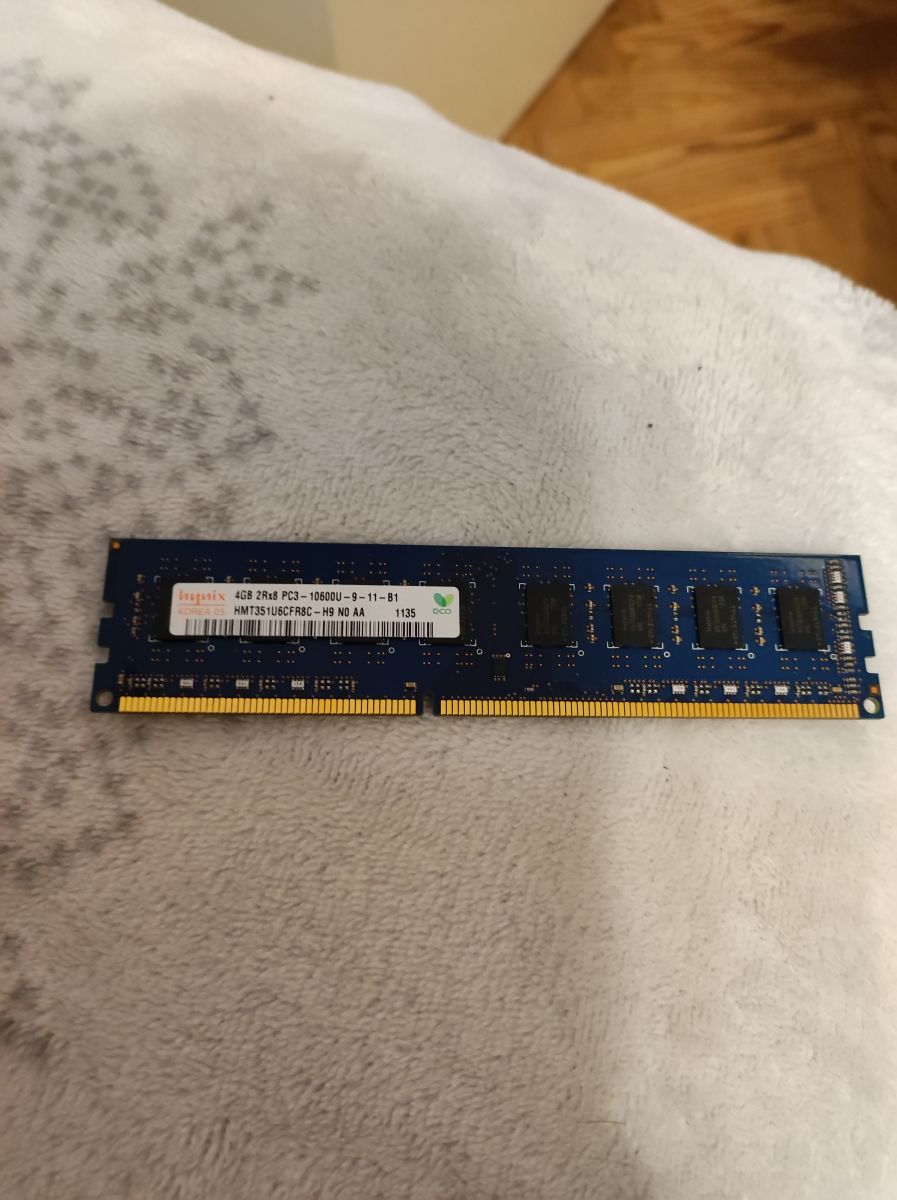 Hynix 4gb 2rx8 Pc3 10600u 9 10 B0 [Rozwiązano] Różnica między kościami RAM Hynix 4GB 2Rx8 PC3-10600U-9-11