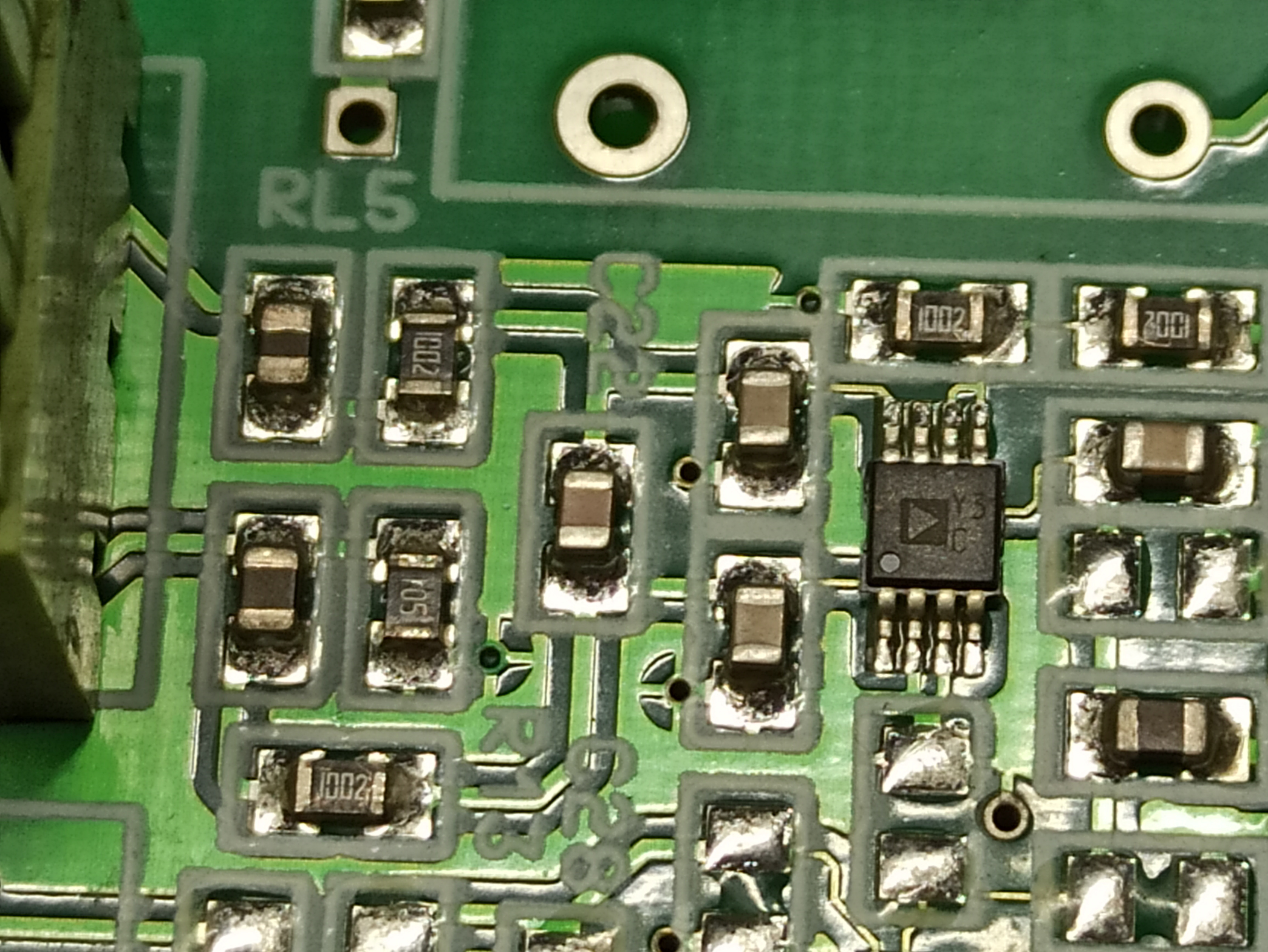Y3 C Identyfikacja układu Analog Devices 8pin SMD