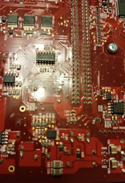 Focusrite Clarett 4Pre USB - spalone D27 i D28 przy MPMN3425, brak schematu przetwornicy