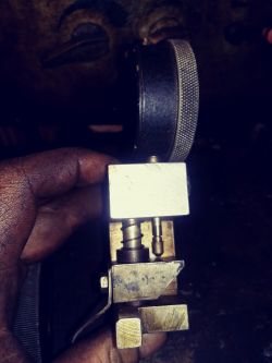 Osprzęt do stołu probierczego - Przyrząd do sprawdzania skoku wstępnego