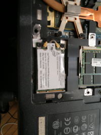 Acer Aspire 5612 WLMi – do czego służy wolny slot obok procesora?
