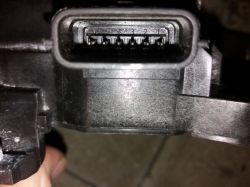 Szukam opisu pinów Nissan Leaf 2011: falownik, pedał, pompa chłodzenia