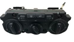 Panel sterowania klimatyzacją do VW Golf 5