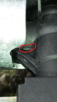 Karcher K 2.300 Pressure Washer: Water Leaking from Bottom Housing & Continuous On/Off Cycling