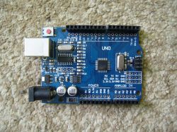 Jak zrobić bezprzewodowy woltomierz na Arduino do monitorowania instalacji PV?